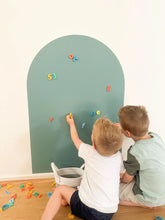 Lade das Bild in den Galerie-Viewer, MagWall™️ - Kreative Kinder-Magnettafel