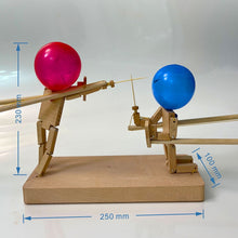 Lade das Bild in den Galerie-Viewer, BallonBerserker™️ - Handgefertigte hölzerne Kämpferpuppen
