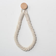 Lade das Bild in den Galerie-Viewer, Hemp Rope Toilet Paper Holder
