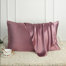 Lade das Bild in den Galerie-Viewer, 100% Pure Silk Pillowcase
