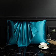 Lade das Bild in den Galerie-Viewer, 100% Pure Silk Pillowcase

